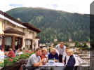 Kaffeepause in Davos (81405 Byte)